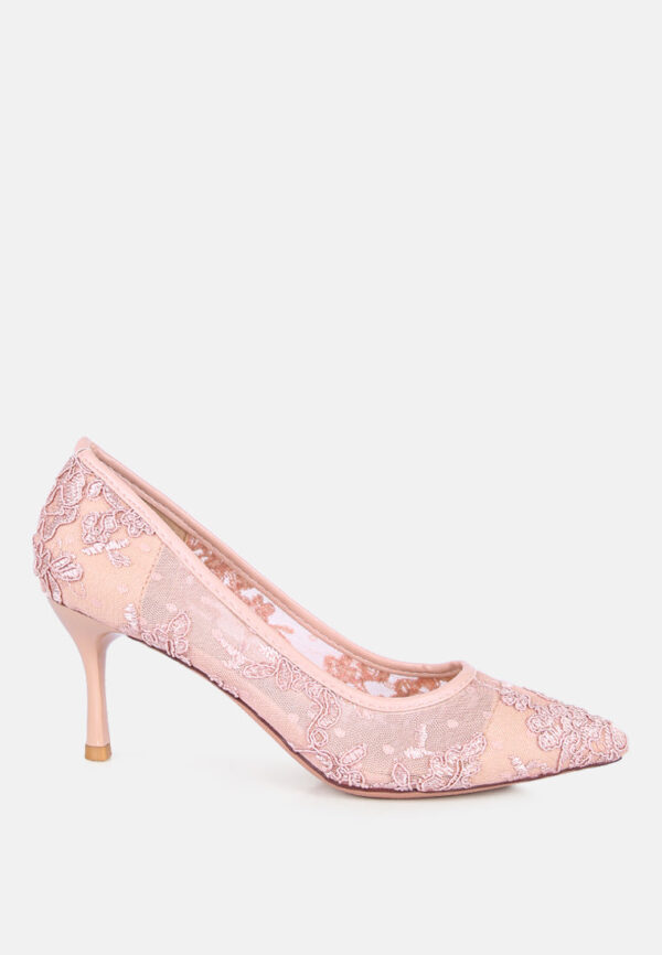 reunion lace mid heel pumps